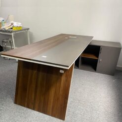 Bàn Có Hộc 2 Kệ Dành Cho Giám Đốc