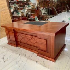 Bàn Giám Đốc Có Lỗ Luồn 1m8 Sang Trọng