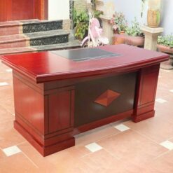 Bàn Giám Đốc Màu Cánh Gián 1m8 Sang Trọng