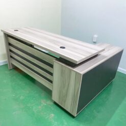Bàn Giám Đốc Màu Vân Gỗ Kiểu Dáng Chữ L