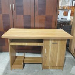 Bàn Gỗ Văn Phòng 1m2 Kèm Hộc Lưu Trữ Tiện Lợi