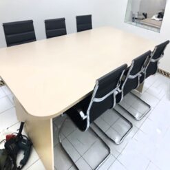 ban-hop-don-gian-hinh-bo-goc-go-mdf-2m