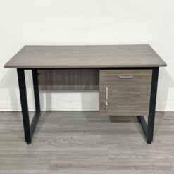 Bàn Văn Phòng Có Hộc Chân Sắt 1m2 (Nhiều Màu)