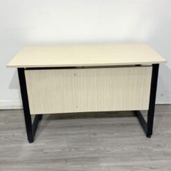Bàn Văn Phòng Có Hộc Chân Sắt 1m2 (Nhiều Màu)