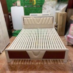 Giường Sắt Ốp Nệm Màu Kem 2m Mềm Mại